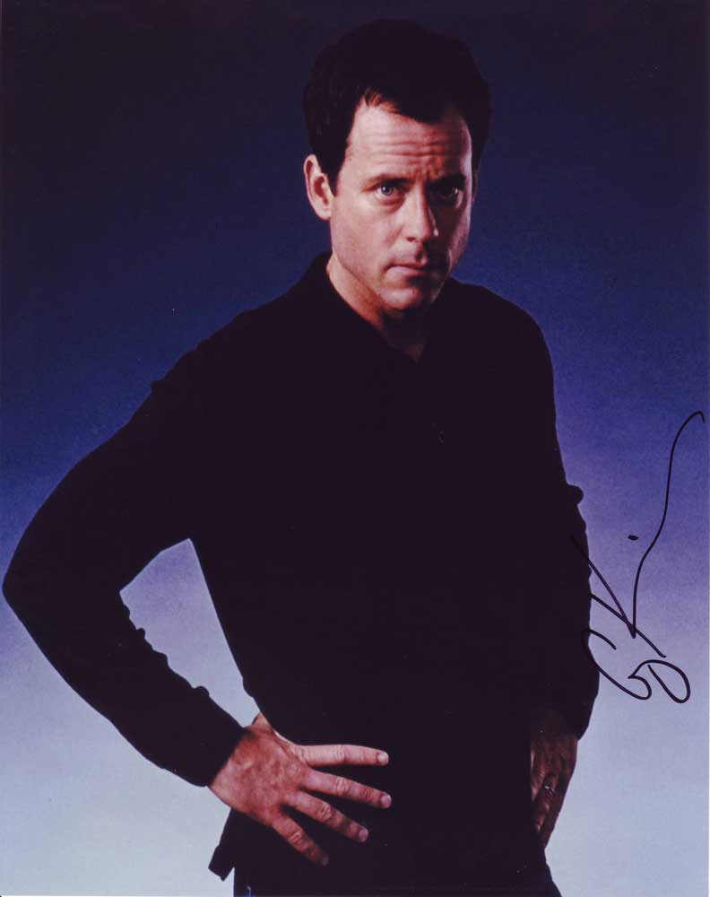 Greg Kinnear in-person autographed photo