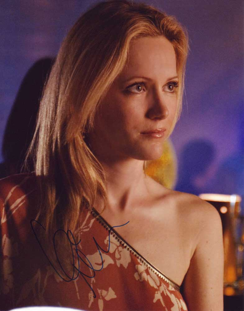 Leslie Mann in-person autographed photo