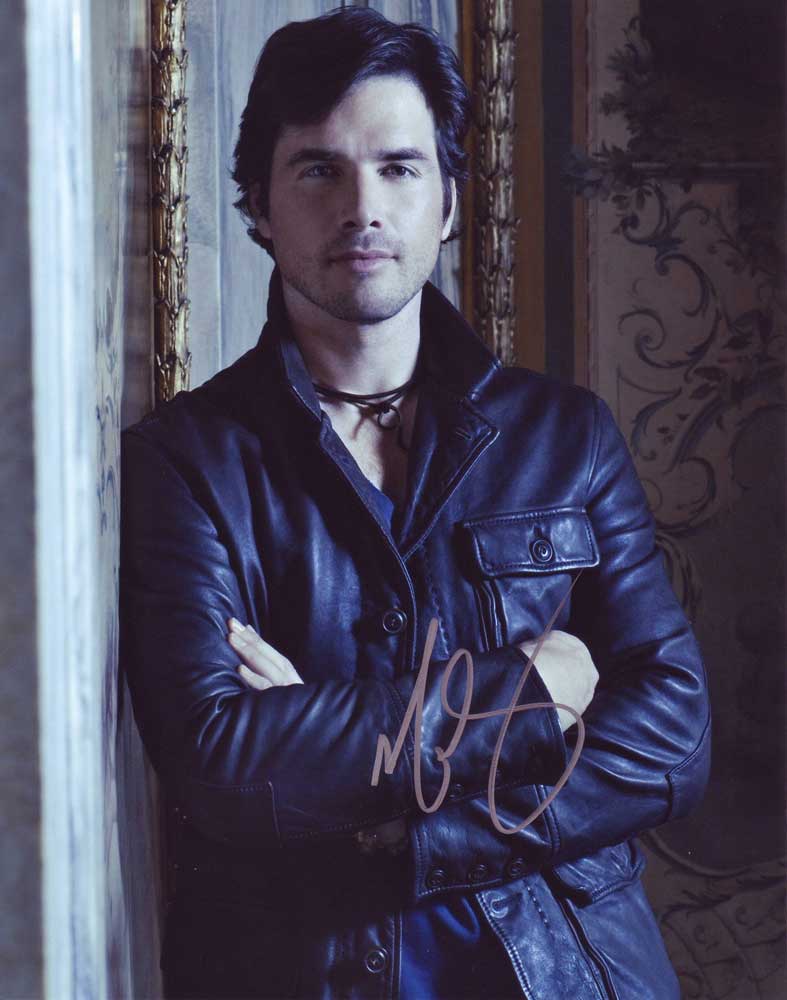 Matthew Settle in-person autographed photo