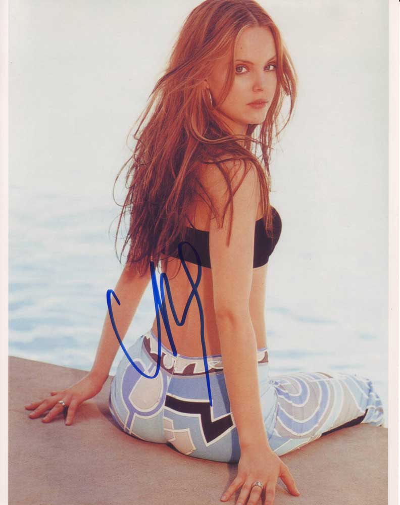 Mena Suvari in-person autographed photo