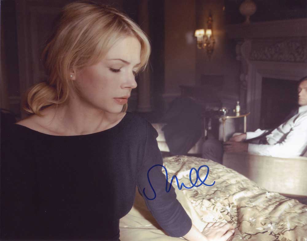 Michelle Williams in-person autographed photo