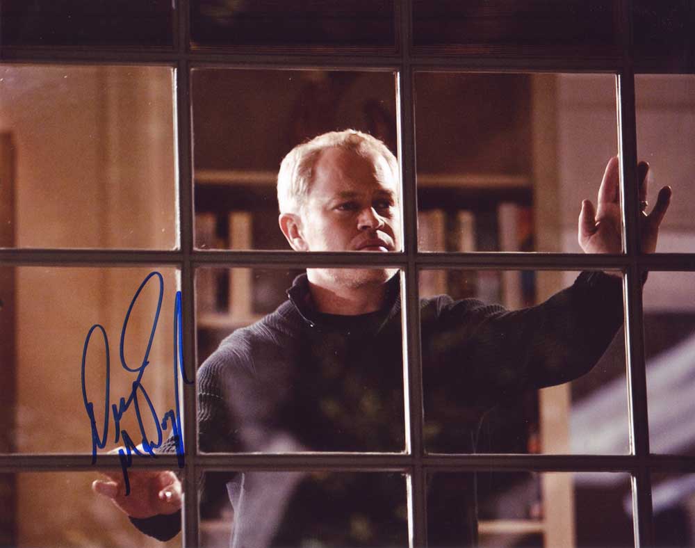 Neal McDonough in-person autographed photo