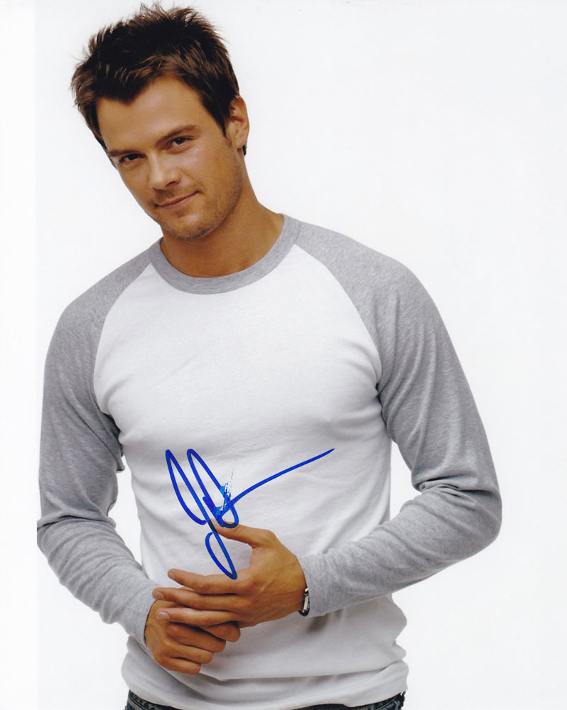 Josh Duhamel In-person autographed photo