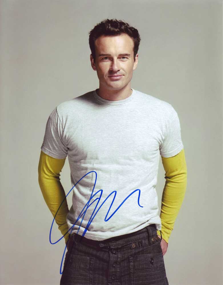 Julian McMahon in-person autographed photo