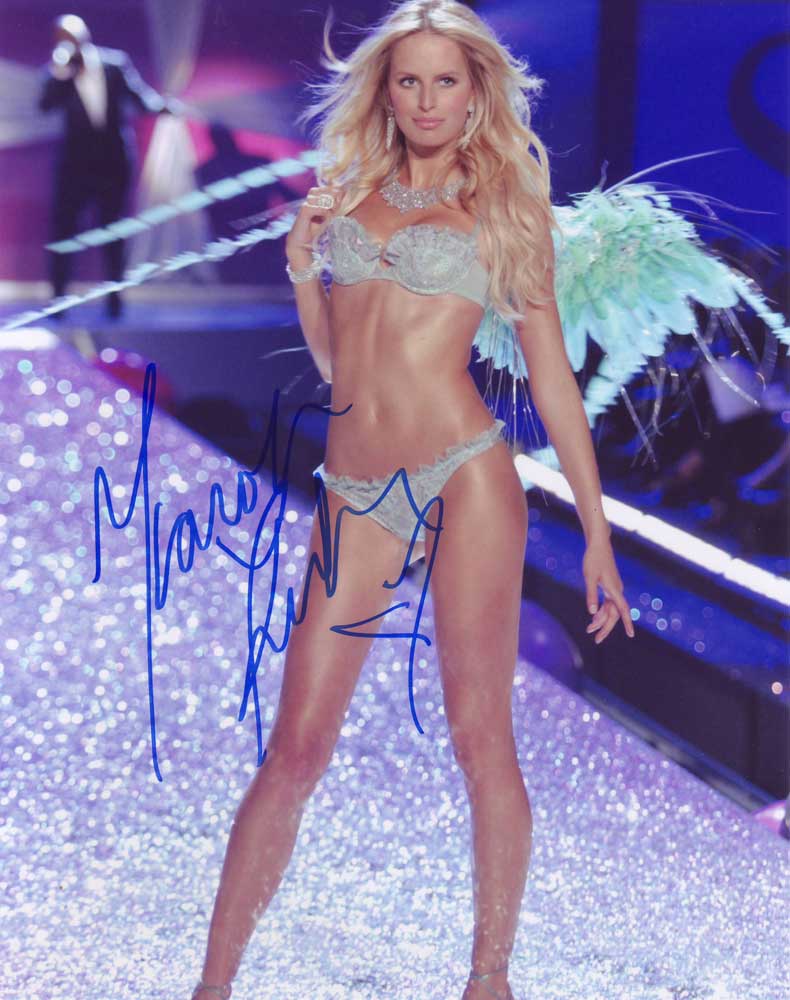 Karolina Kurkova in-person autographed photo