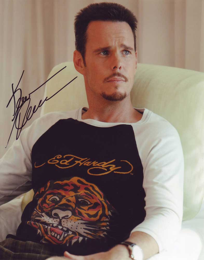 Kevin Dillon in-person autographed photo