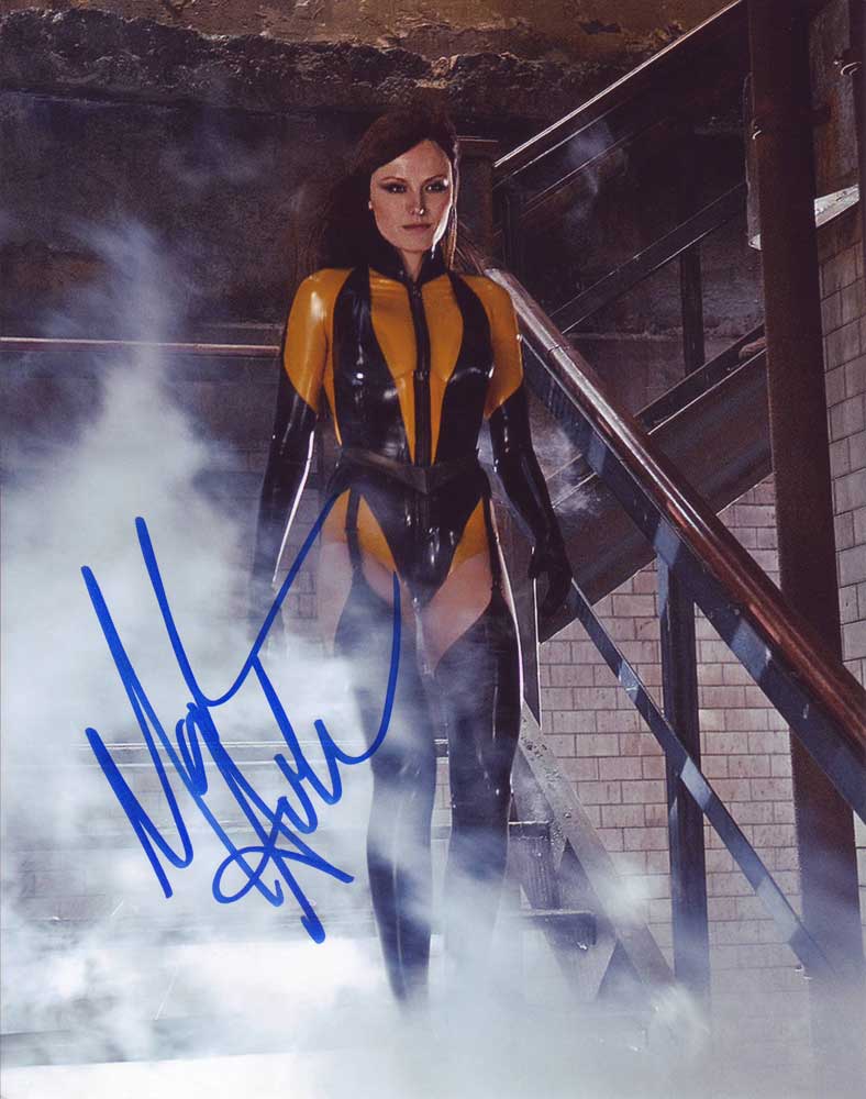 Malin Akerman in-person autographed photo