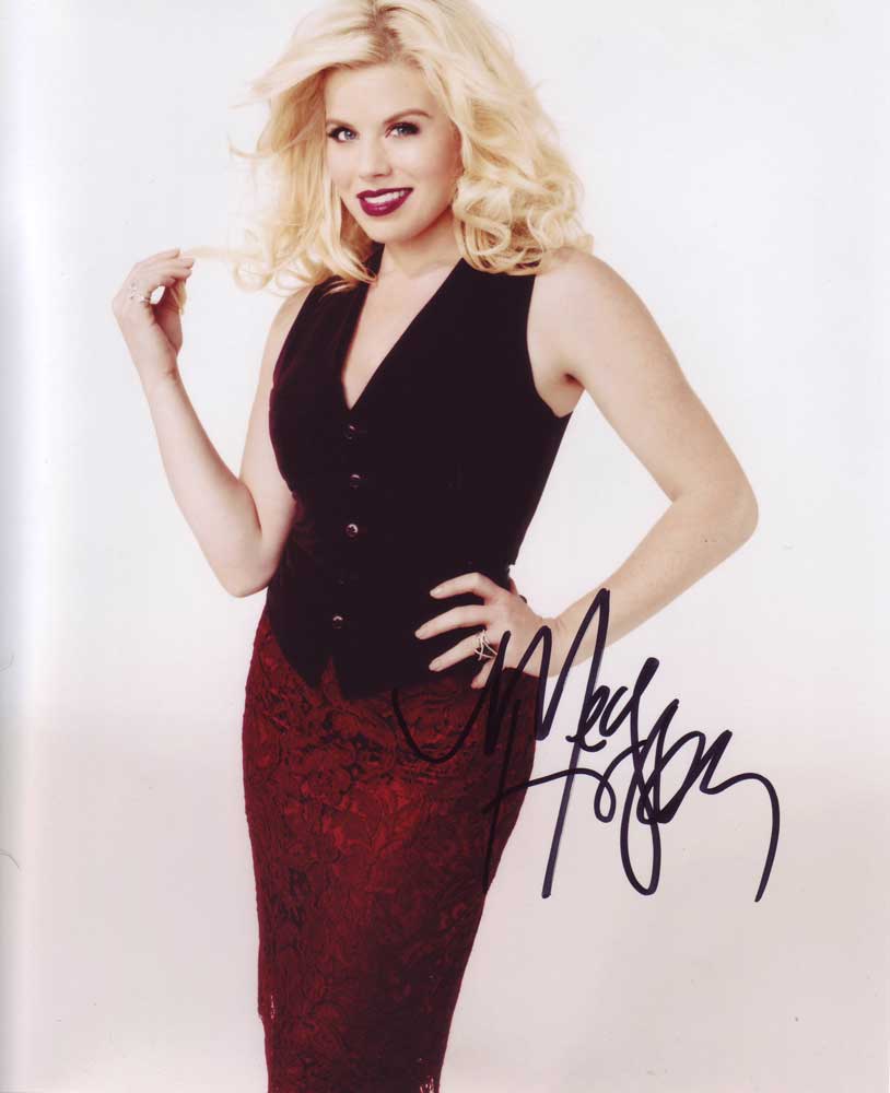 Megan Hilty cafe carlyle