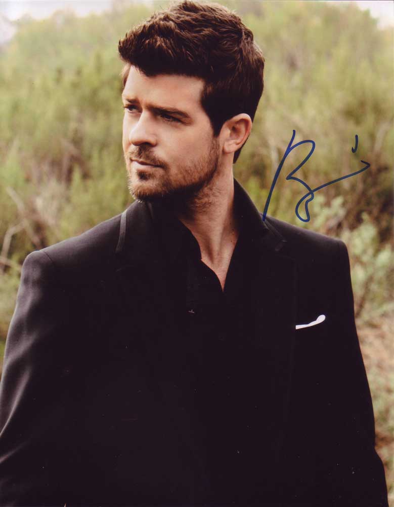 Robin Thicke in-person autographed photo