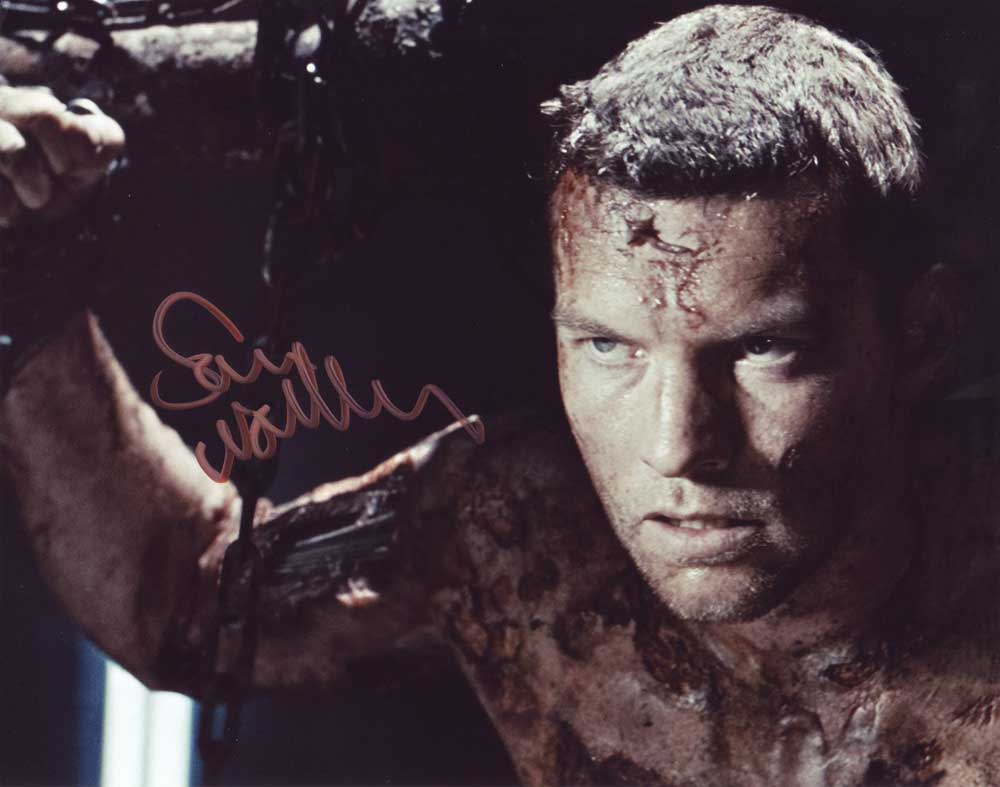 Sam Worthington in-person autographed photo