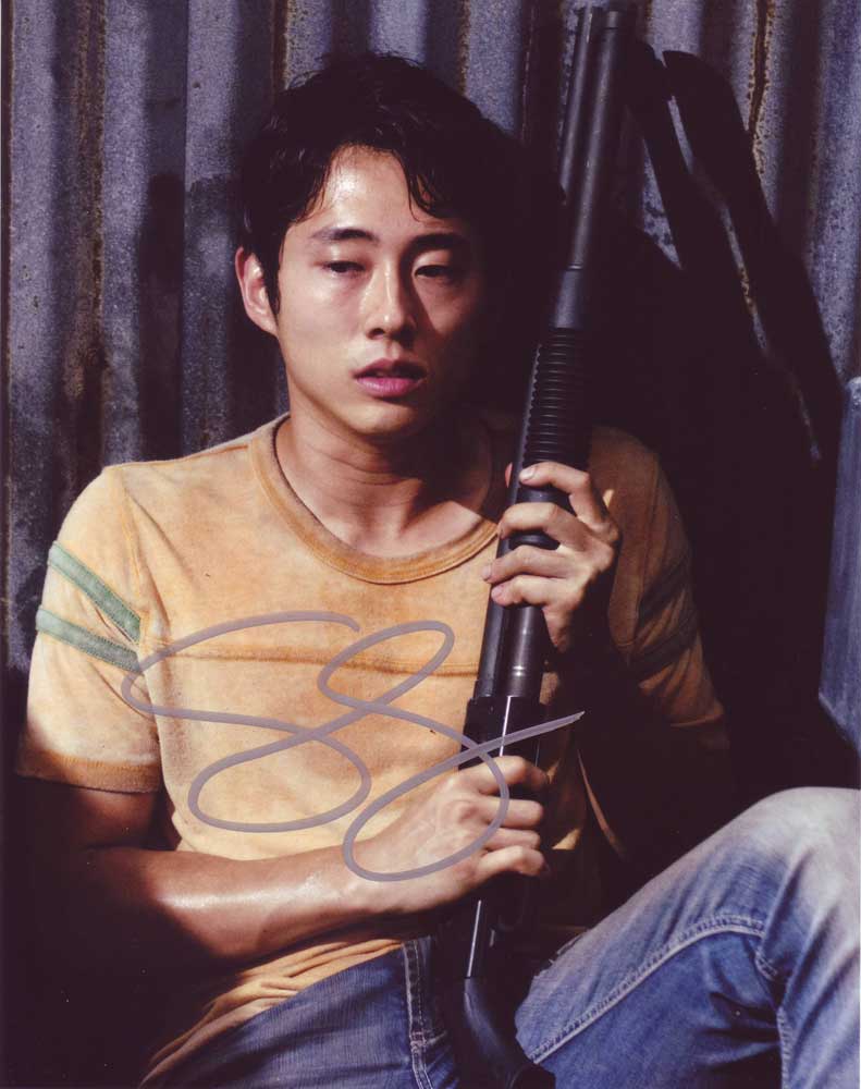 Steven Yeun in-person autographed photo