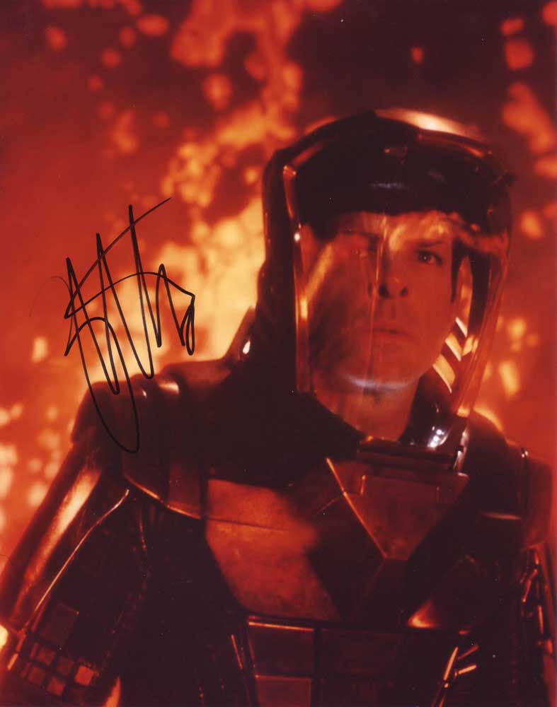 Zachary Quinto in-person autographed photo